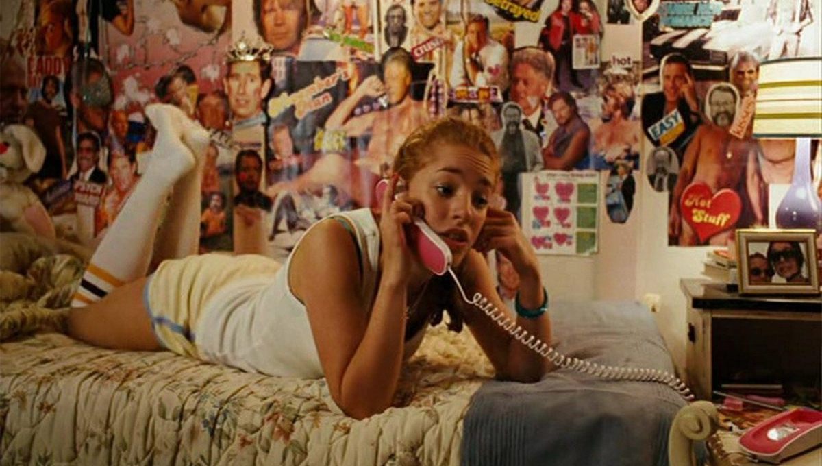 The All-Time Best Bedrooms From Early 2000s Teen Movies