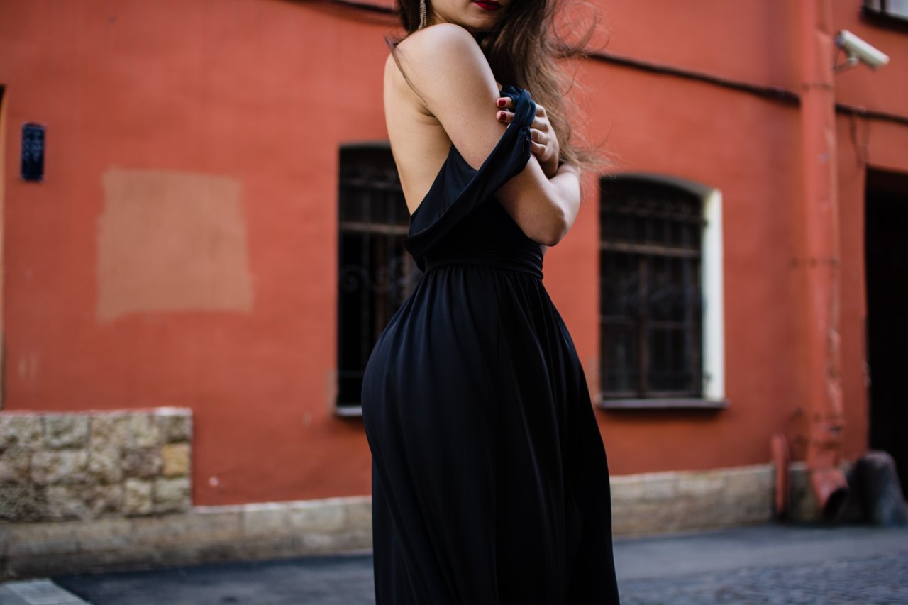 girl in a black dress