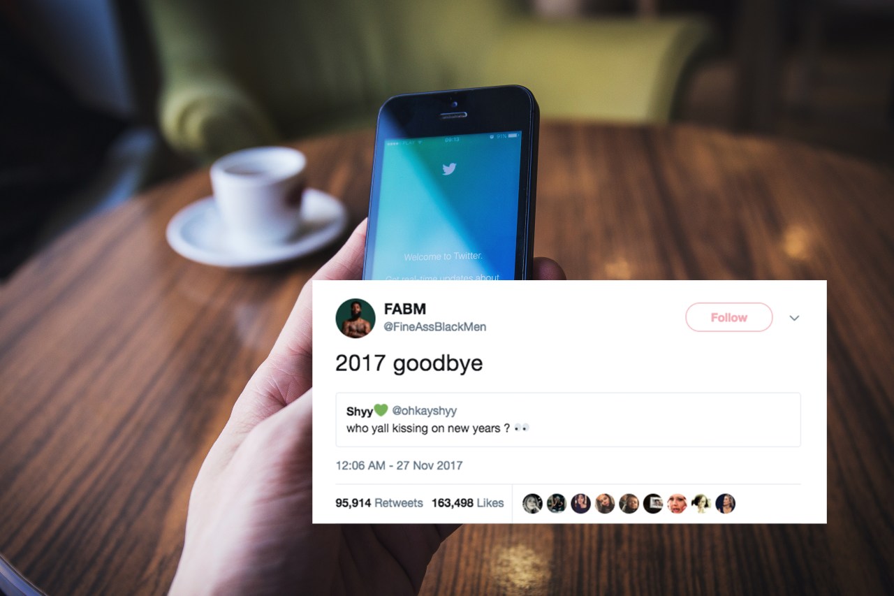 A man on Twitter on hsi phone and a hilarious tweet about 2017