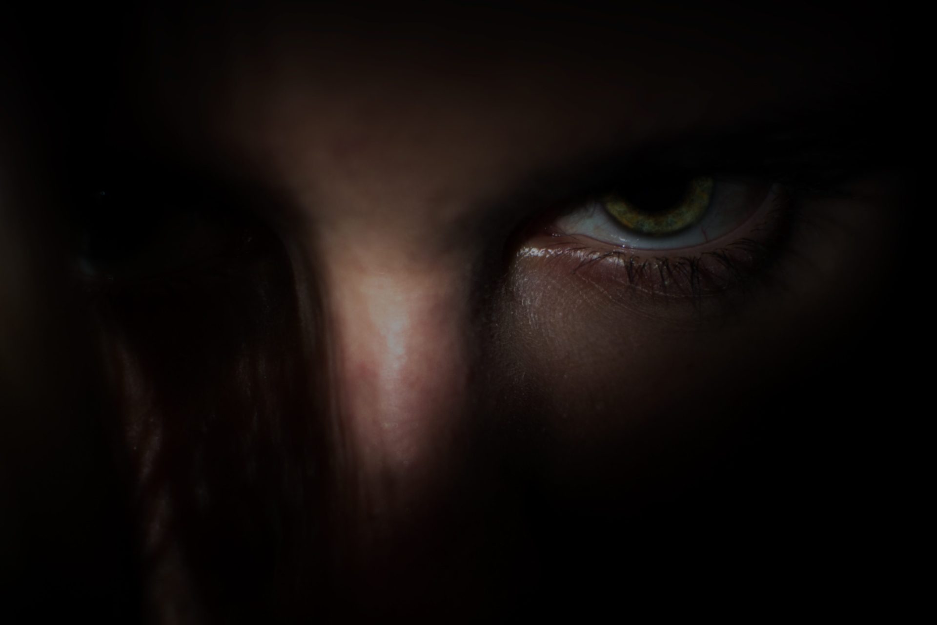 20 Strangers Talk About The Single Creepiest Human They Have Ever Encountered