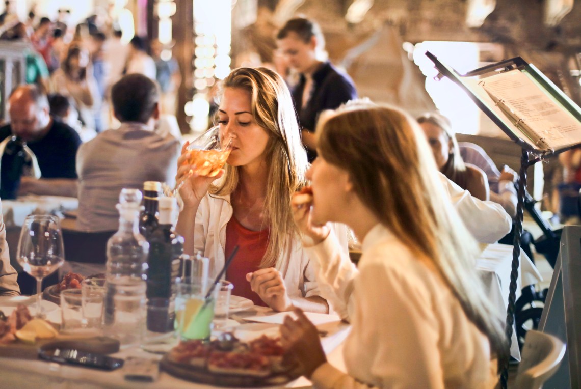 girls out for lunch