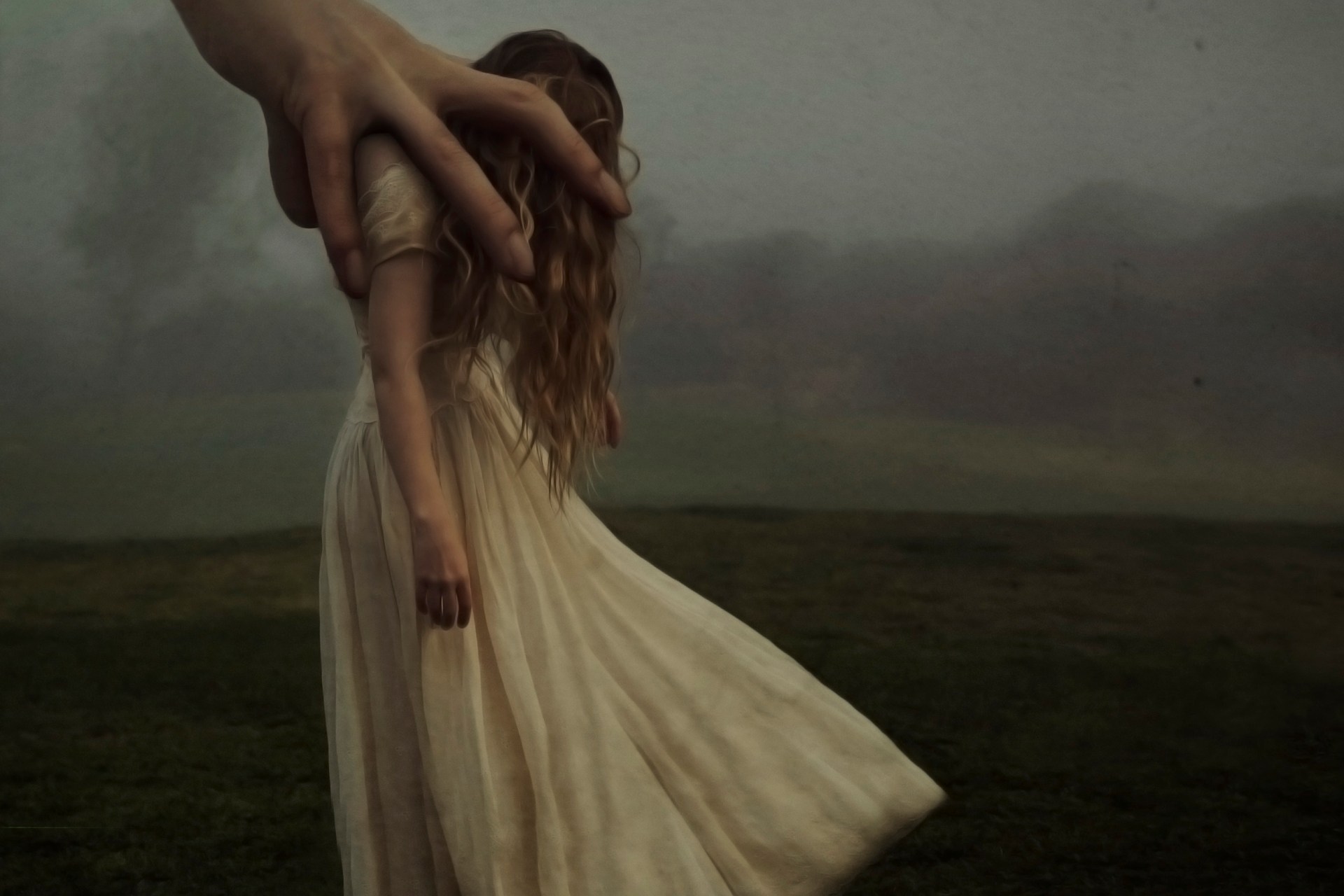 27 Survivors Reveal The Sickest, Most Twisted Thing A Narcissist Did To Manipulate Them