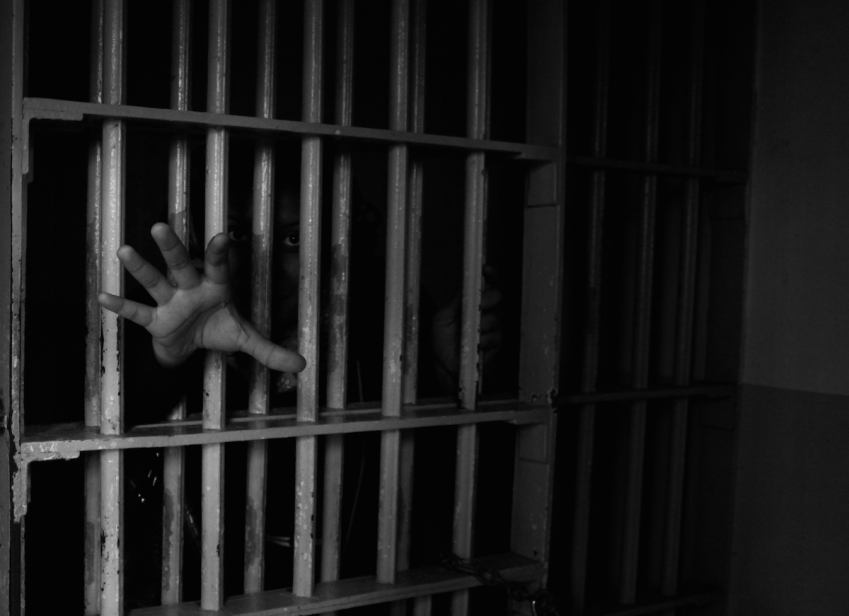 36 Ex-Cons And Prison Guards Share Their Craziest, Most Unbelievable Stories From Prison