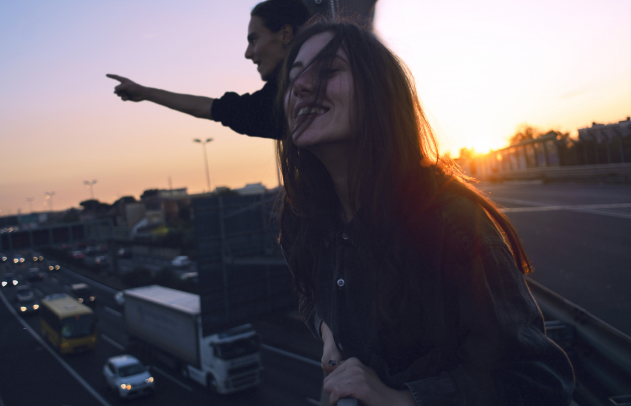 14 Beautiful Emotions That You Don’t Need To Be In A Relationship To Experience
