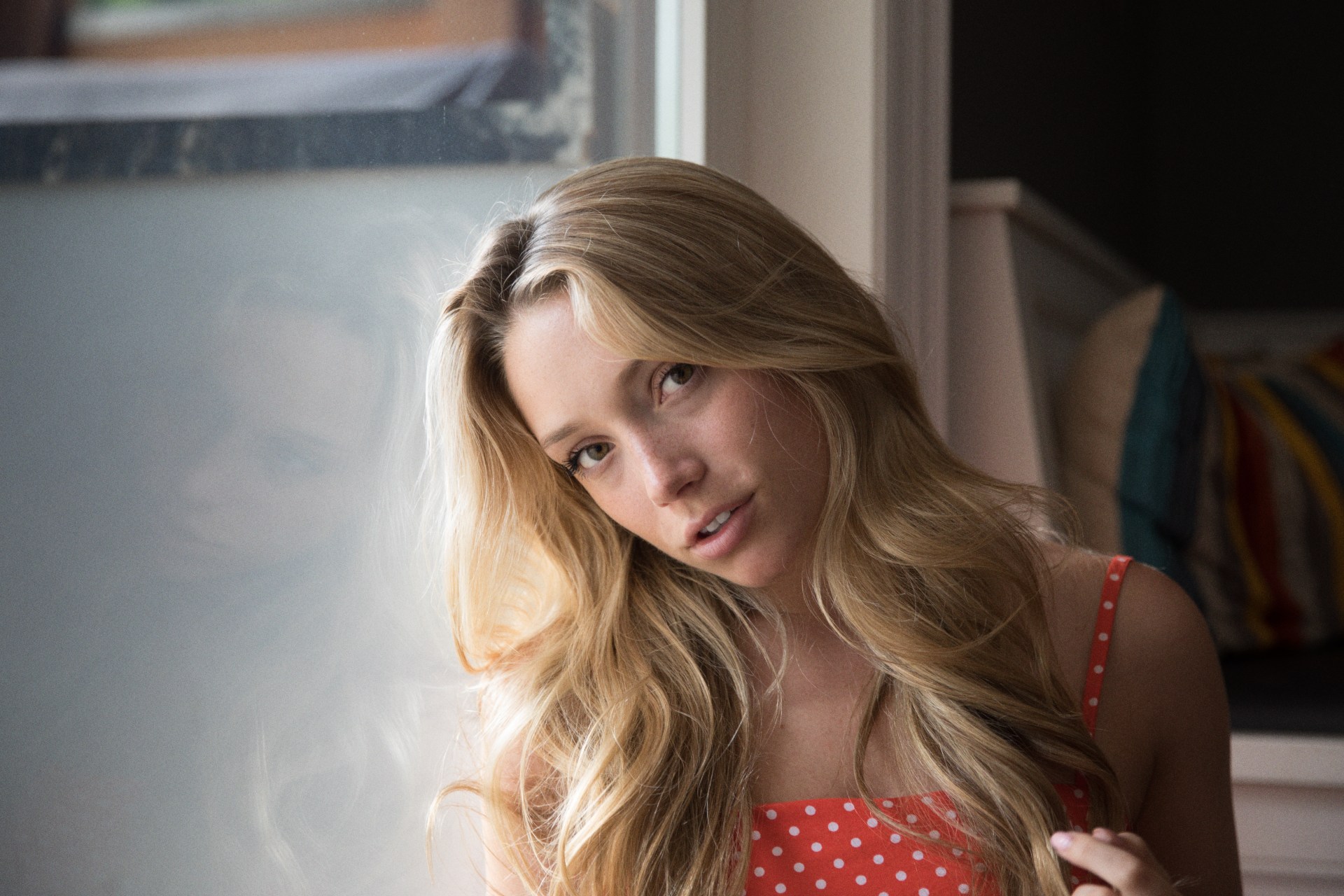 What Avoidant Personality Disorder Really Is, And What To Know If You Think You Have It