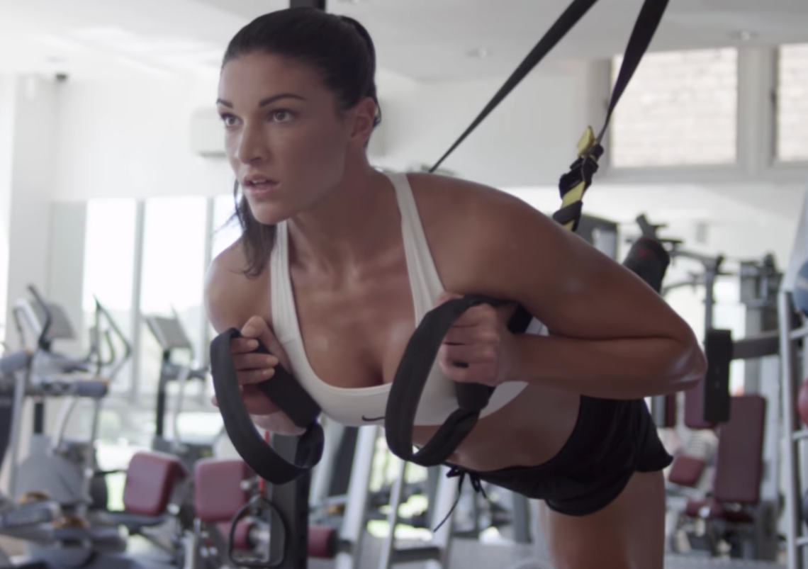 Michelle Jenneke working out in a Worldstar video