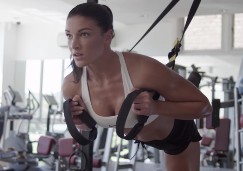 Michelle Jenneke working out in a Worldstar video