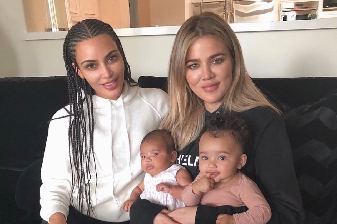 Kim Kardashian and Khloe Kardashian with their children