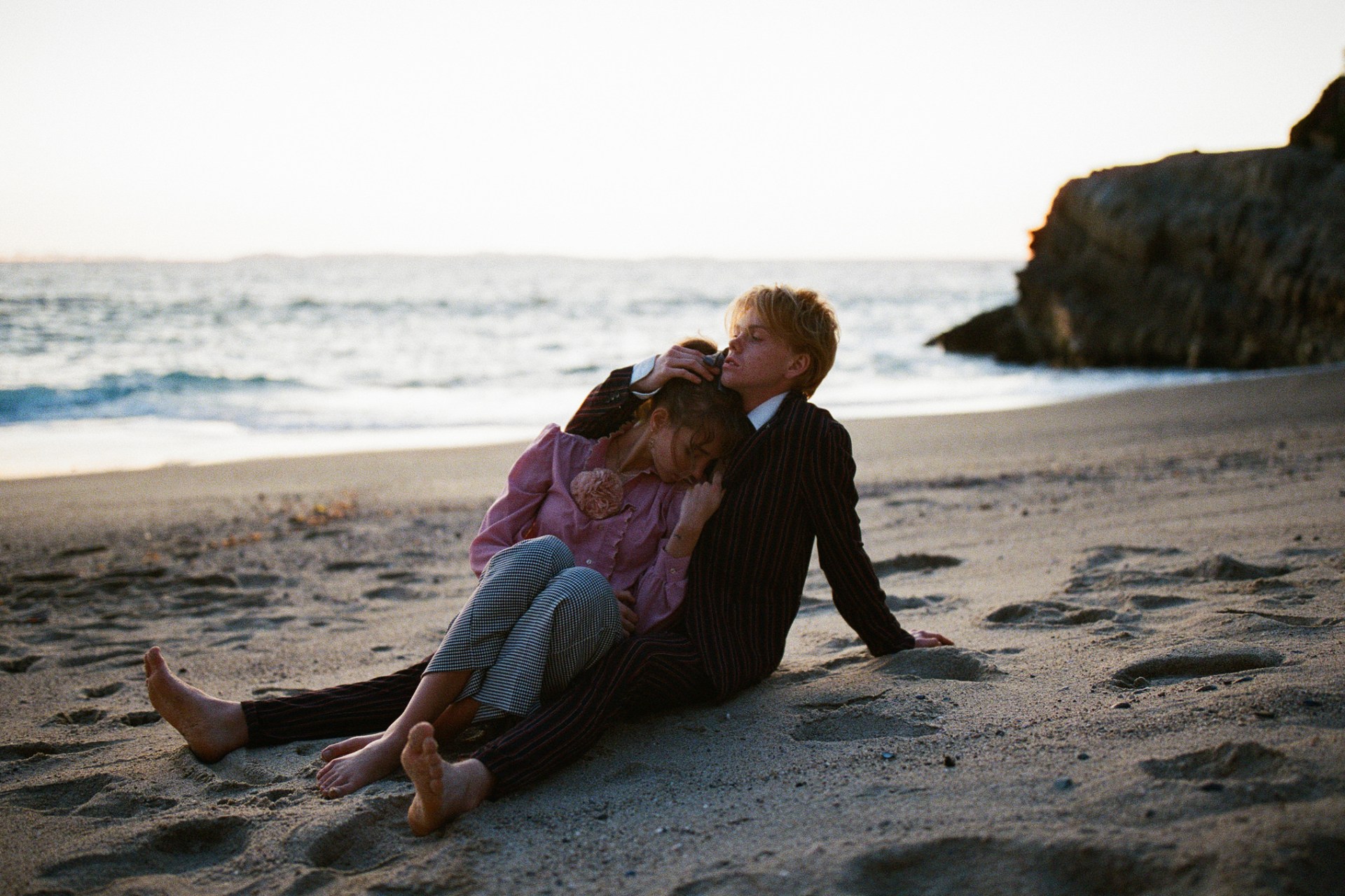 28 Signs You Are In A Relationship With The Wrong Person