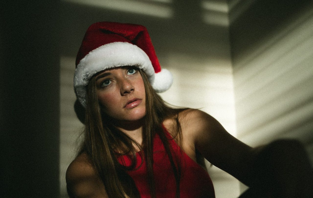 50 Grinches Complain About The Reason They Cannot Stand Christmas