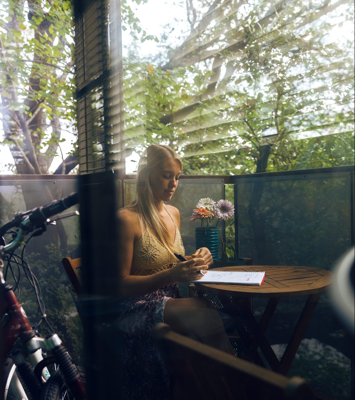 I’m Happier Single Than I Have Ever Been In A One-Sided Relationship