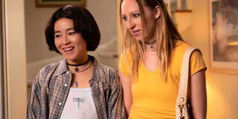 Here’s Why You Need To Watch ‘PEN15’ On Hulu