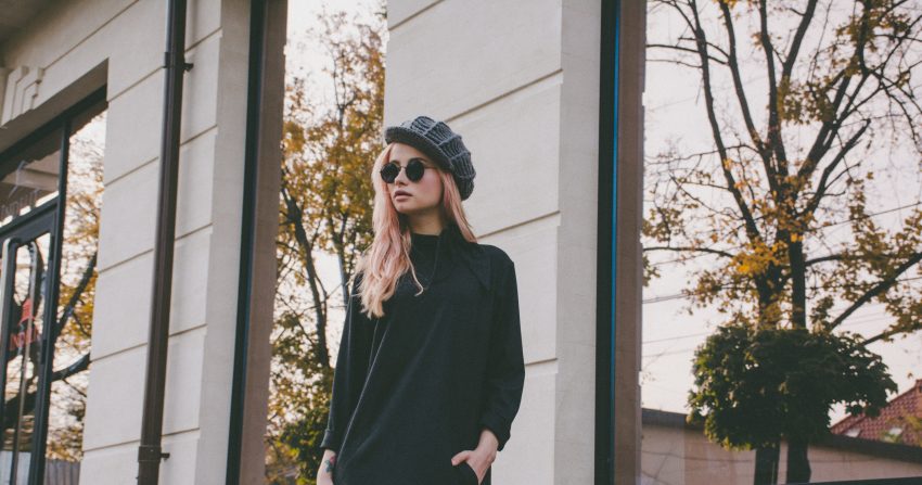 Being Single Isn’t Actually That Bad — But FOMO Makes Us Feel Like It Is