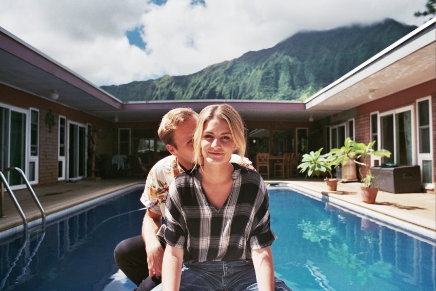 Even When You’re A Strong Woman, Being Single Can Suck