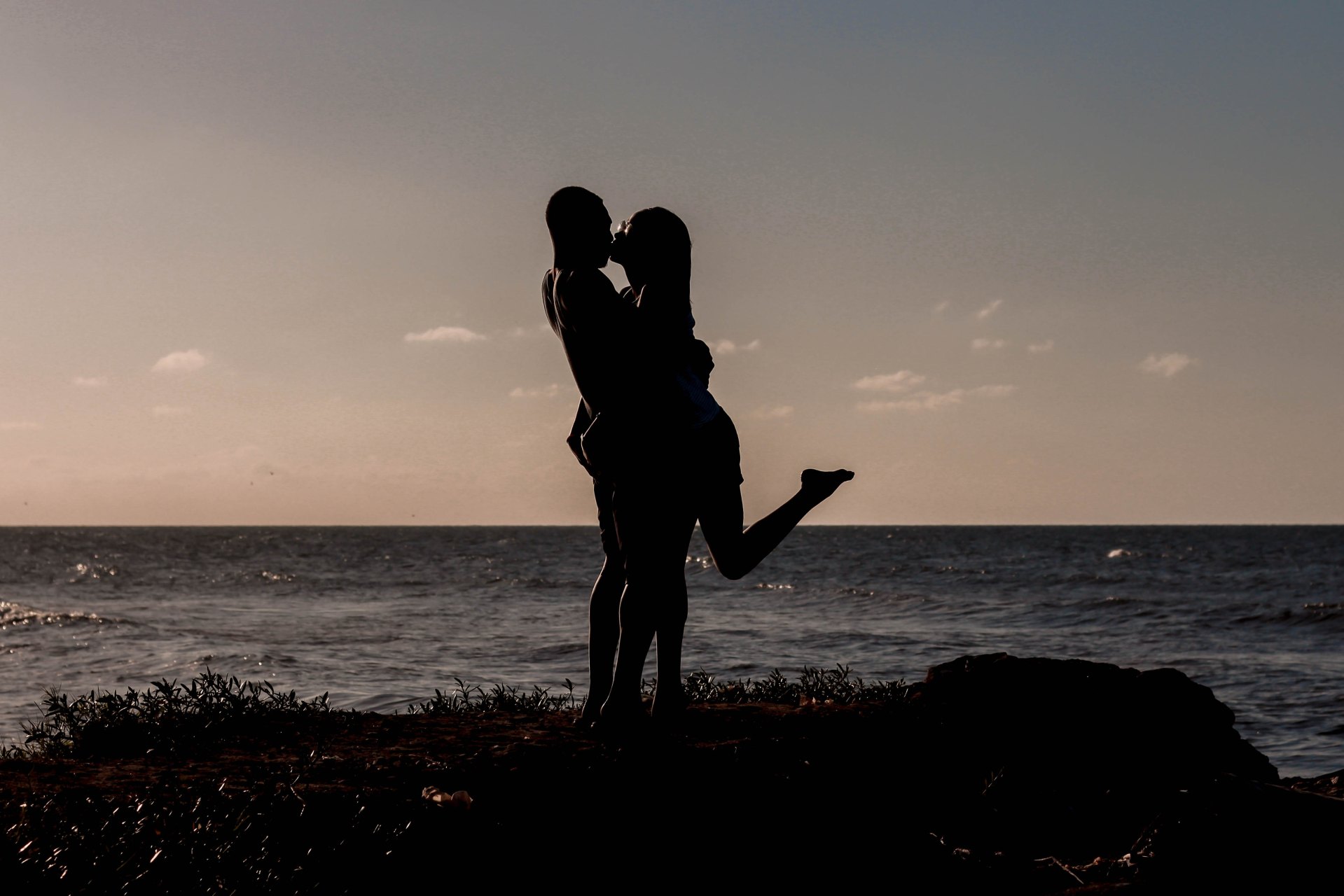 What Dating Is Like When You Think Way Too Much