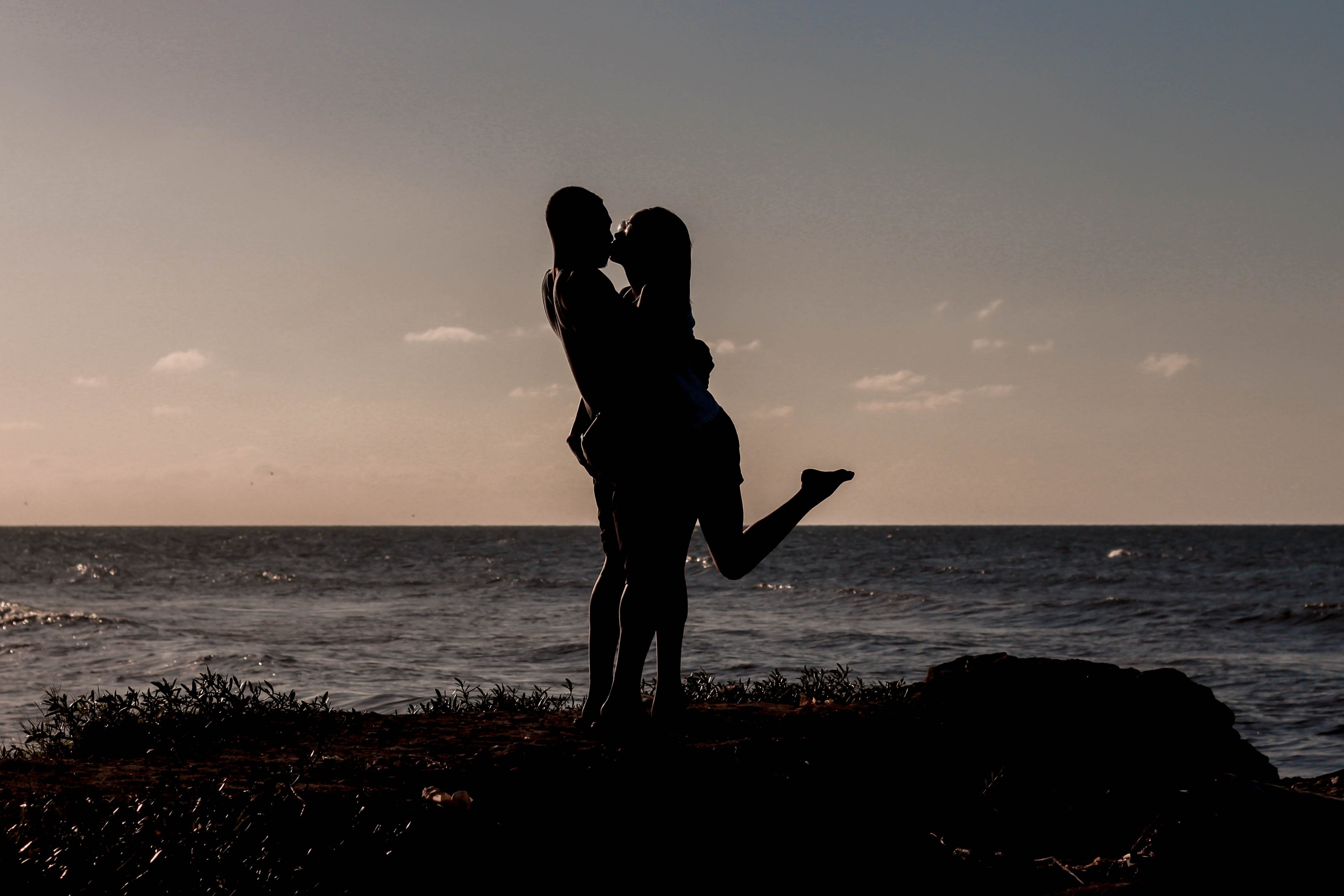 What Dating Is Like When You Think Way Too Much