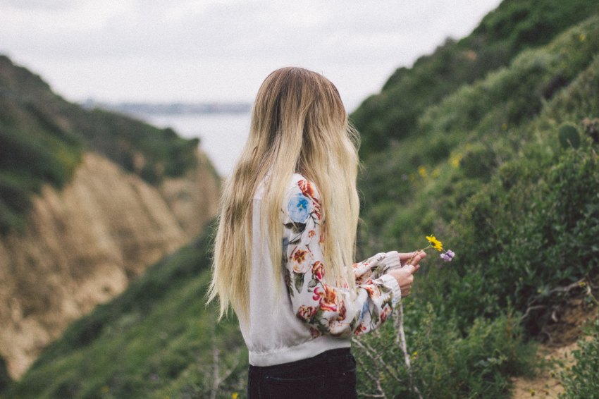 10 Little Habits Most People Don't Realize You're Doing Because Of Anxiety