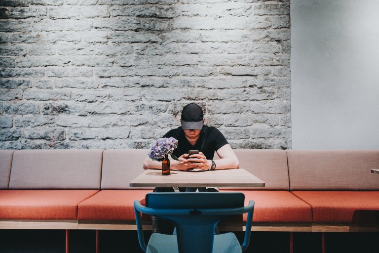 Stop Dating Bad Texters