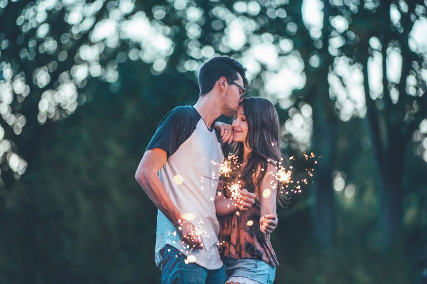 11 Things Your Boyfriend Doesn’t Realize You’re Doing Because You’re Afraid To Lose Him