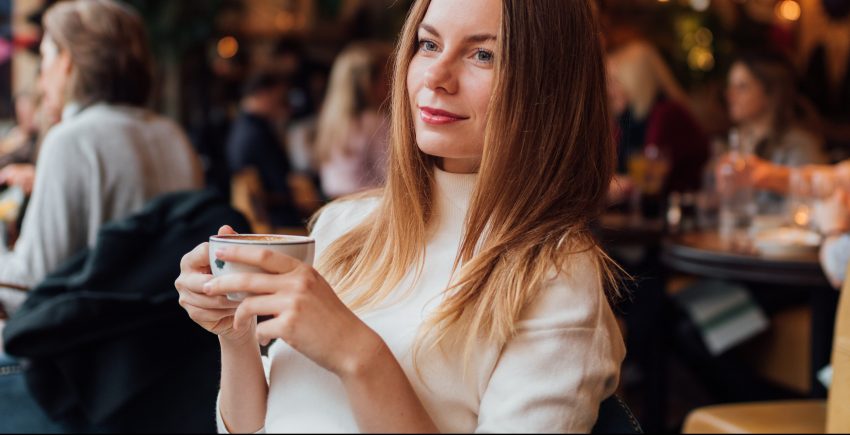 5 Signs You Should Stop Bothering To Text Him 
