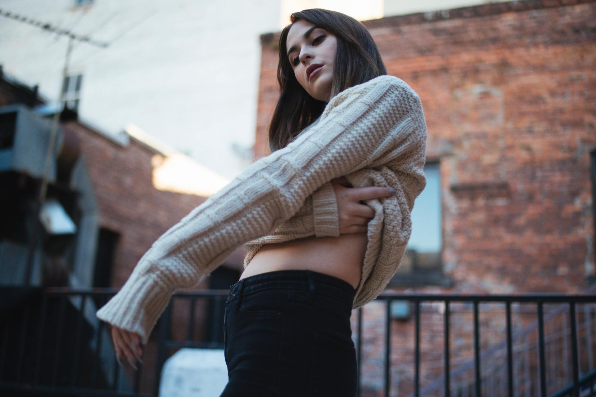 When Each Zodiac Sign Should Leave, Even If They're In Love