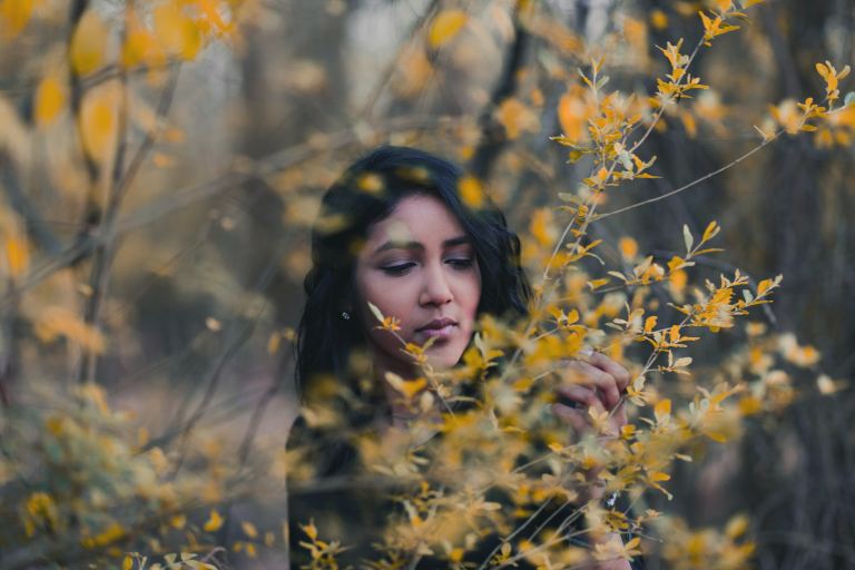 woman on selective focus photography