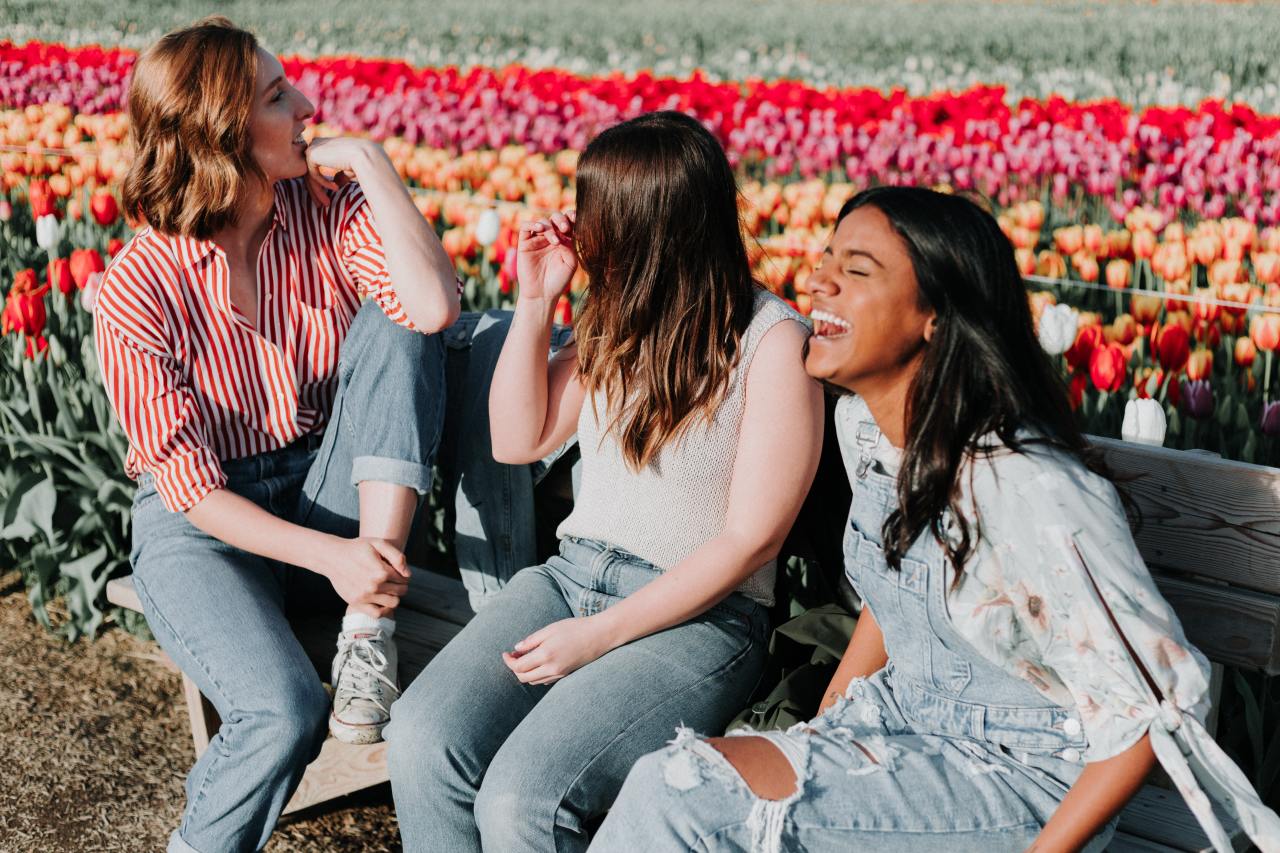 7 Bad Habits That Will Slowly Push Away Everyone