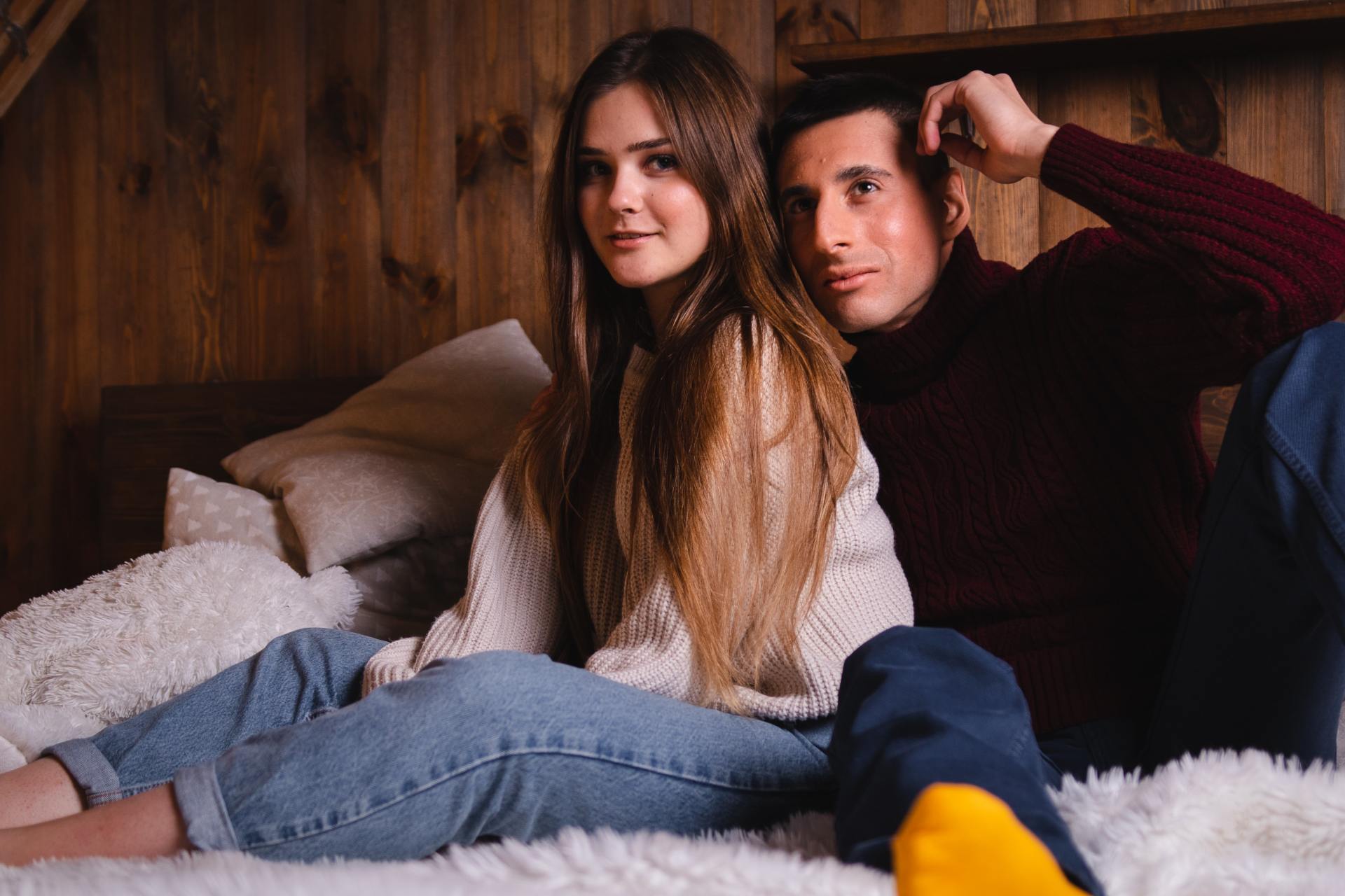 What Each Zodiac Hates About The Holidays (Dating Edition)