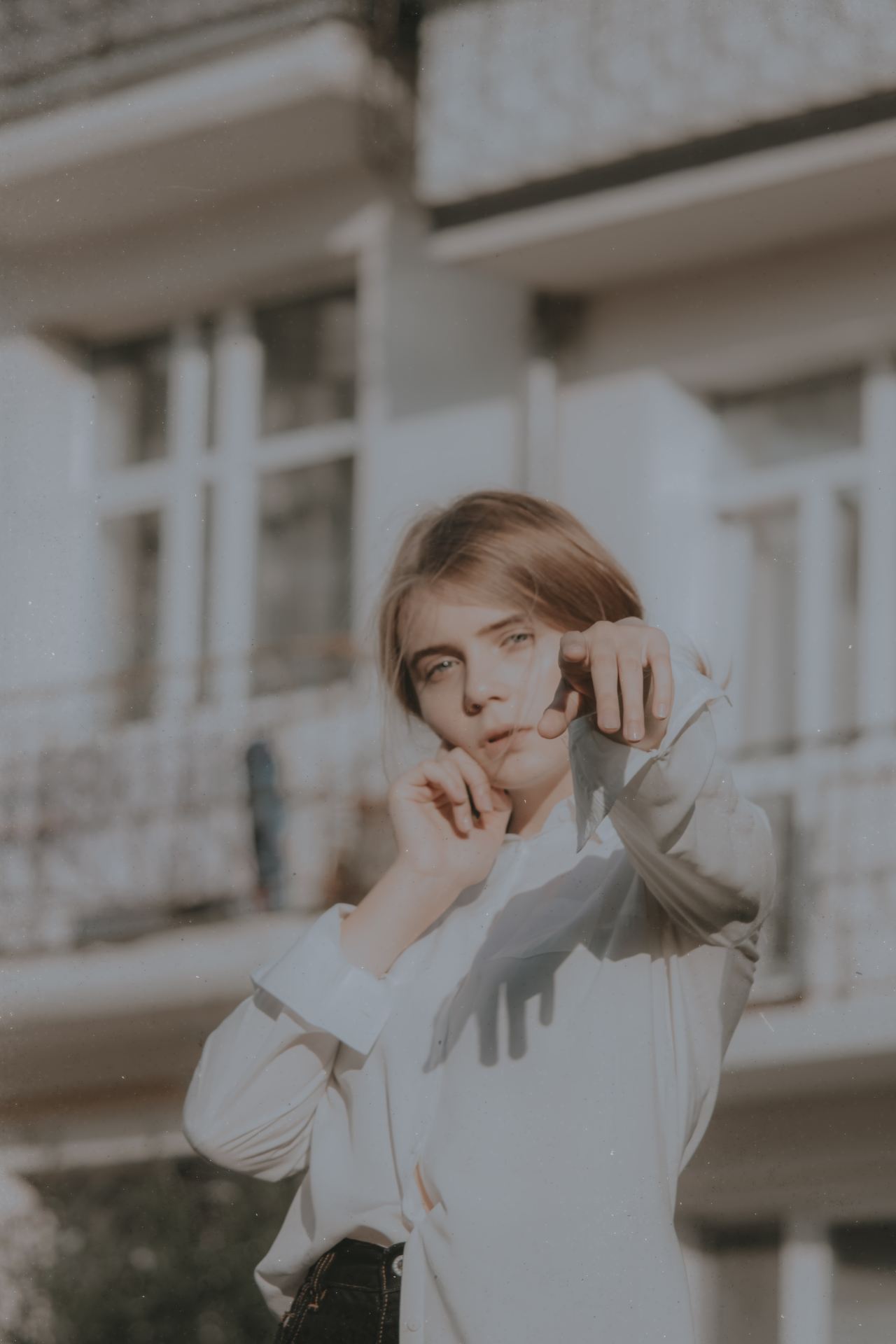 woman wearing white blouse