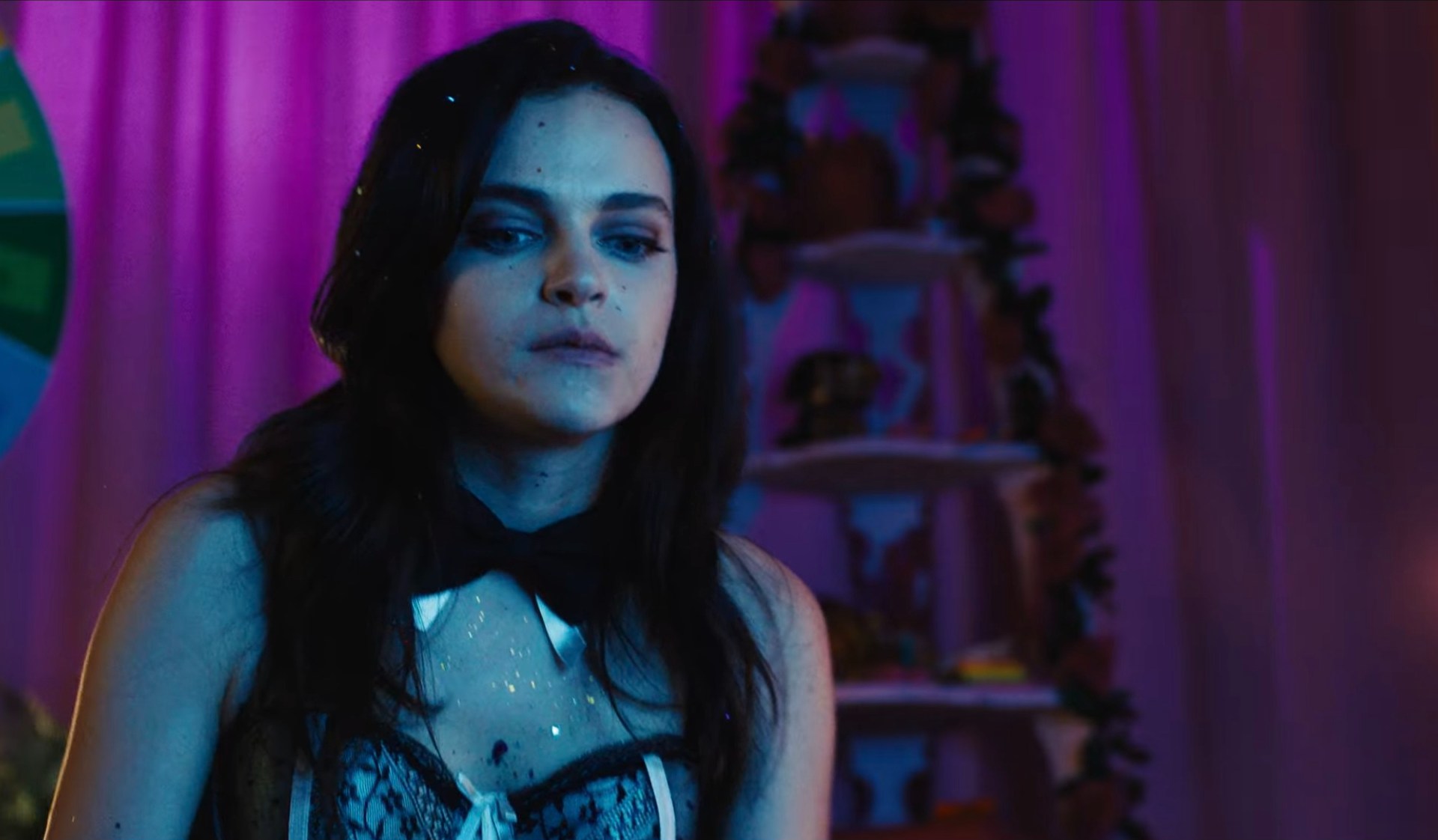 9 Bone-Chilling Netflix Movies About Mind Games and Gaslighting