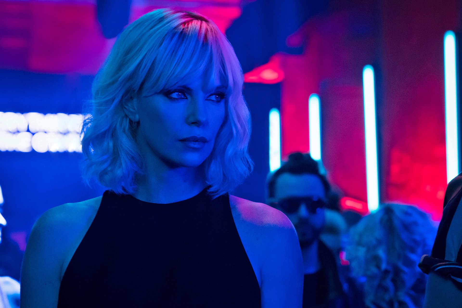 7 Romantic Spy Thrillers That’ll Get Your Heart Pumping