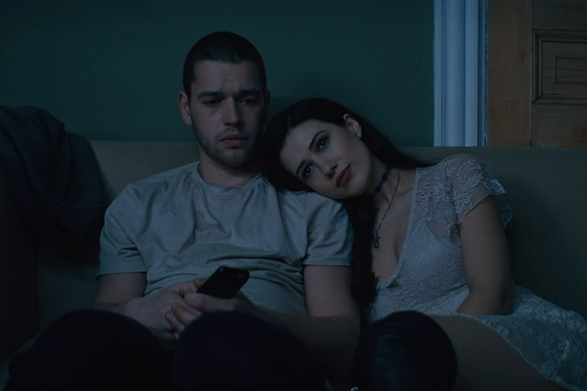 This New Vampire Romance Is Better Than ‘Twilight’ And Is Perfect For A Dark Valentine’s Day