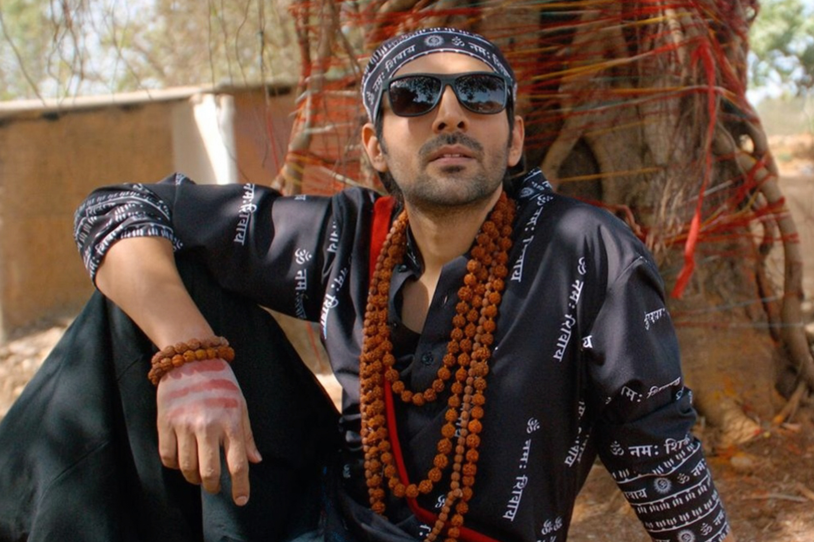 The 4 Best Bollywood Horror-Comedy Franchises To Stream This May