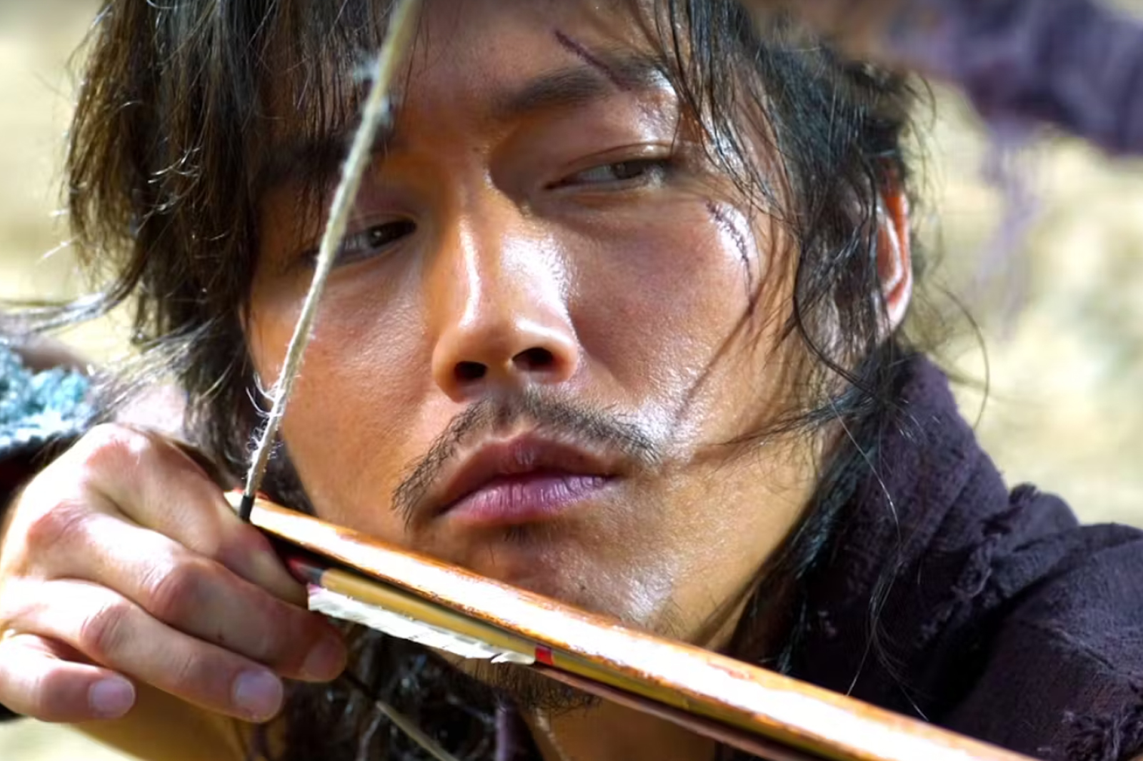 This Epically Underrated Historical Drama Has The Most Loveable Anti-Hero Of All Time (And You Can Stream It Now On Amazon)