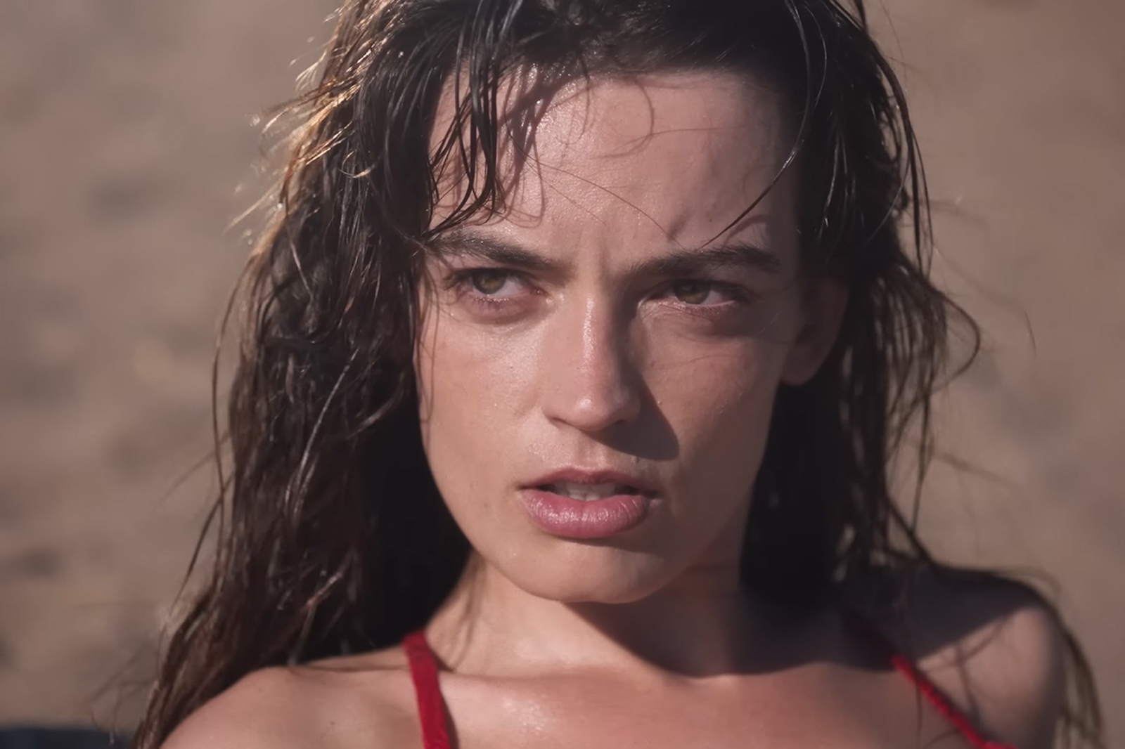 Maeve Wiley Stans Are Getting The Summer Lesbian Drama Of Their Dreams Starring Emma Mackey