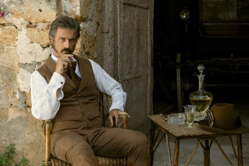 Move Over Dos Equis—Netflix Has Our New Favorite Silver Fox