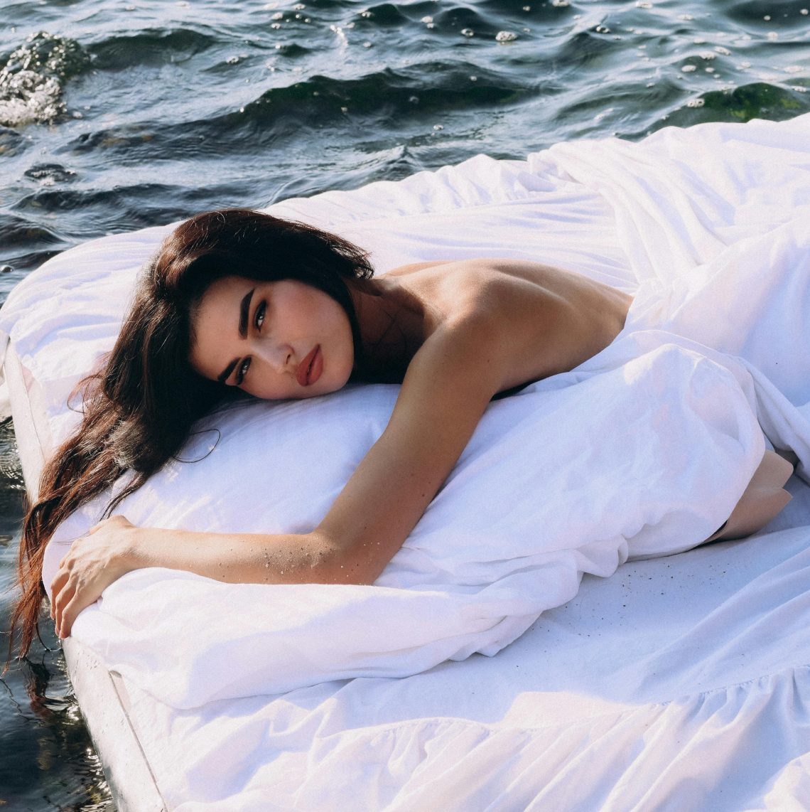 4 Sexy Myers-Briggs Personality Types Who Satisfy Like No Other