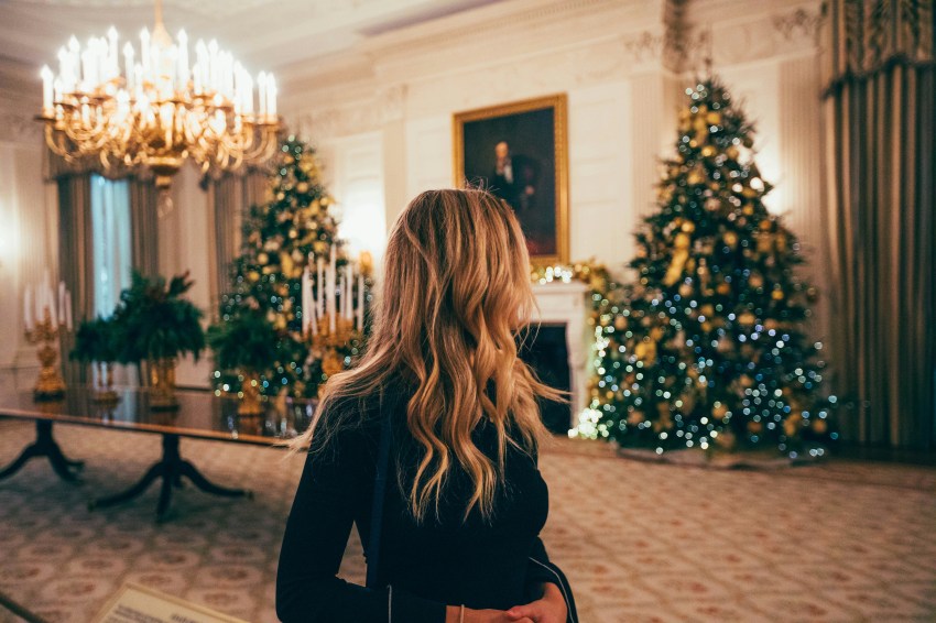 4 Zodiacs Who Need To Guard Their Hearts This Christmas Season