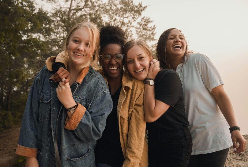 4 Zodiacs Who Treasure Close Personal Friendships Over Social Status