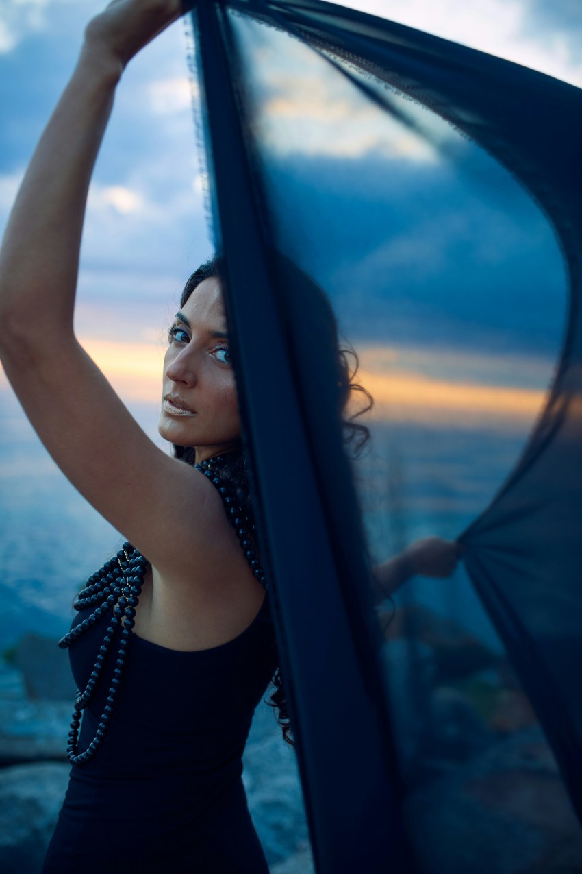 6 Concrete Signs You Need Stronger Boundaries In Your Next Life Chapter