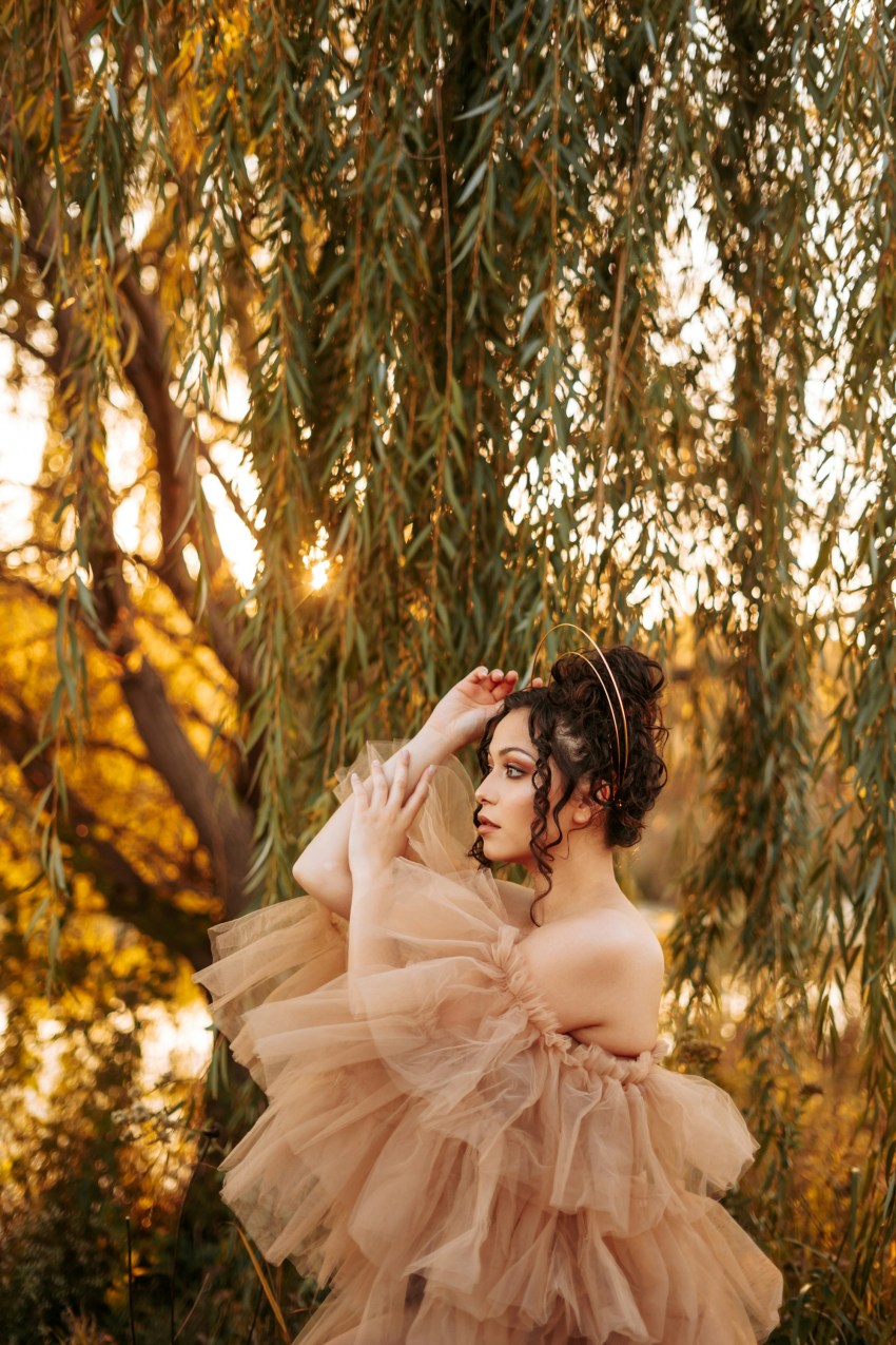 The 7 Feminine Archetypes That Quietly Shape Your Personality