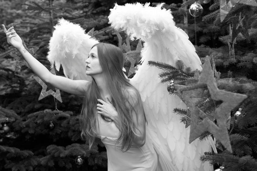 The Divine Signs Your Angels Are Currently Sending You From Heaven