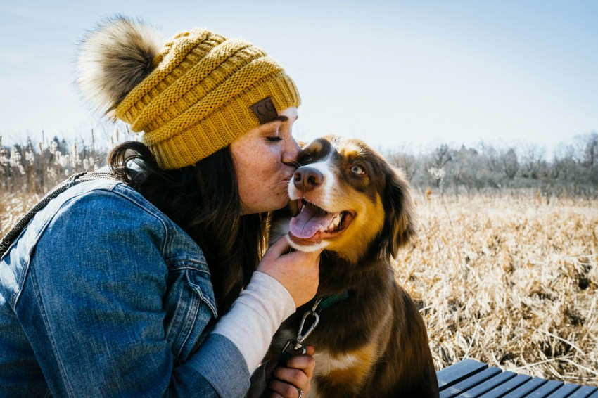 4 Zodiacs Whose Gentle Auras Are Magnets For Animals & Children