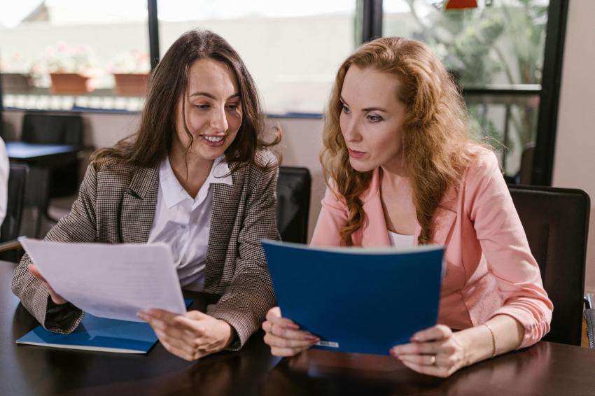 5 Zodiacs Who Make The Best Negotiators