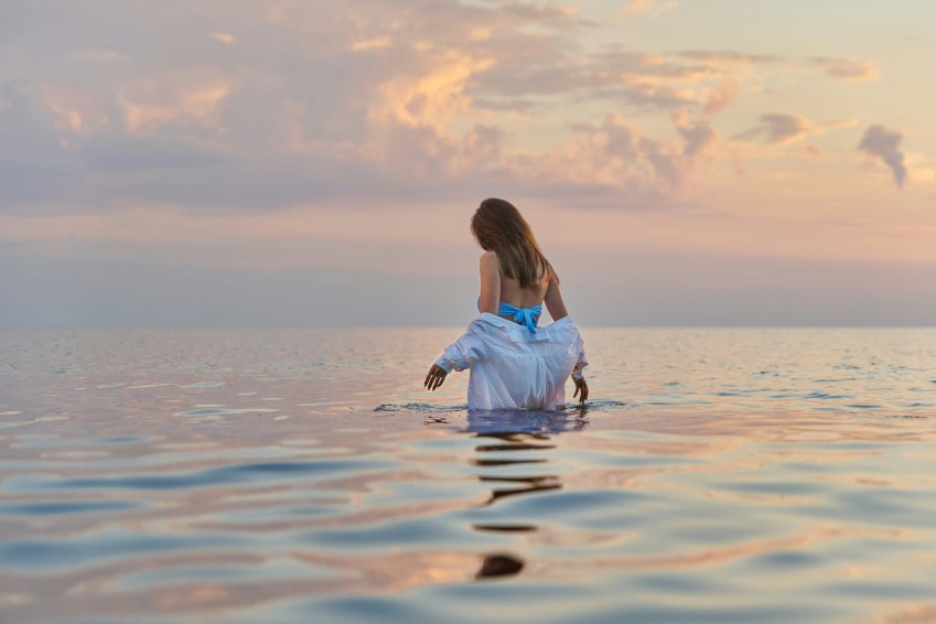 5 Signs The Life That’s Meant For You Is Beginning To Surface