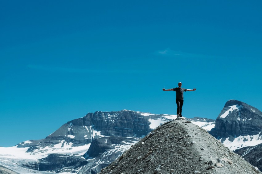 Tarot Advice For How Each Birth Month Can Summit Their Inner Mountain