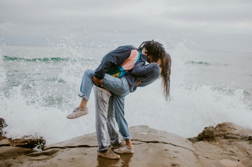 3 Zodiacs Who Fall In Love Too Easily