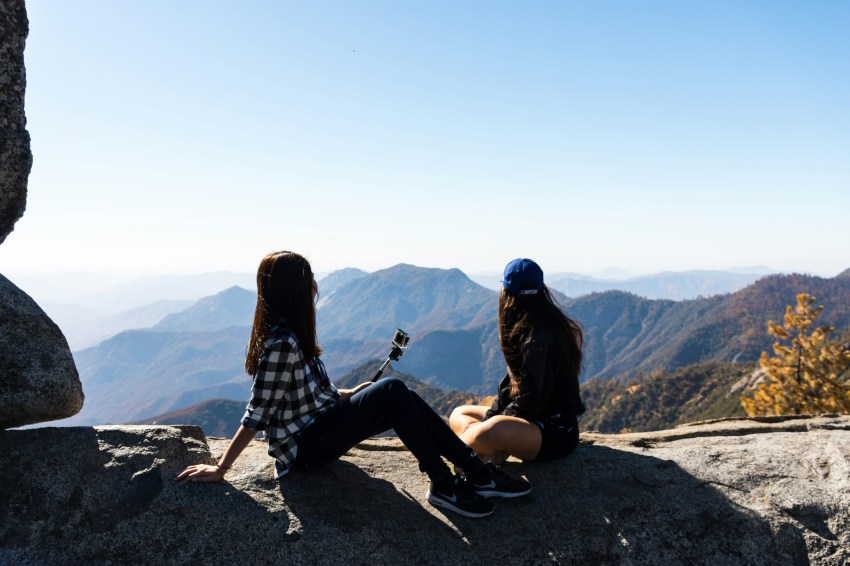 4 Birth Months Who Treasure Close Personal Friendships Over Social Status