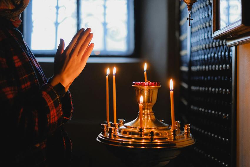 4 Birth Months Who Manifest Through Prayer