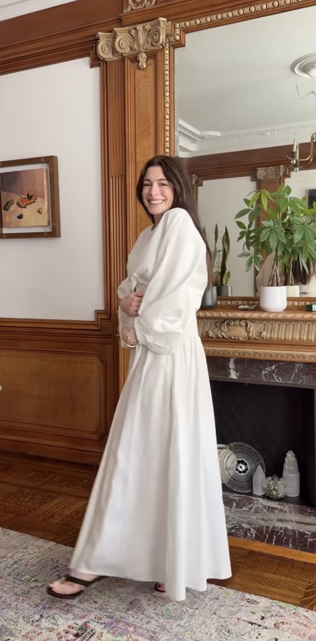 Click to open the image gallery Anne Hathaway